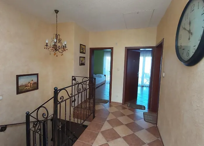 Goscinne Agata Rum i privatbostad Grzybowo (West Pomeranian)