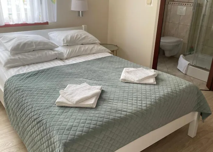 Goscinne Agata Rum i privatbostad Grzybowo (West Pomeranian)